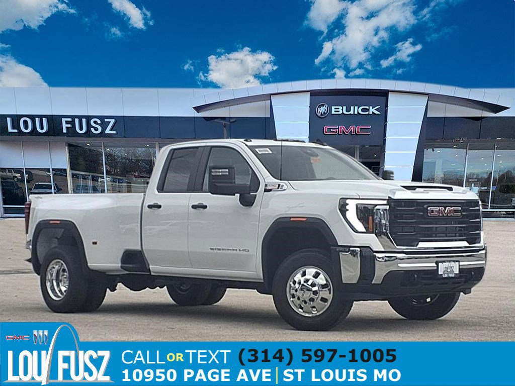 2026 GMC Sierra 3500HD Pro's photo