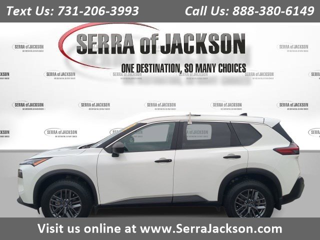 2023 Nissan Rogue S's photo