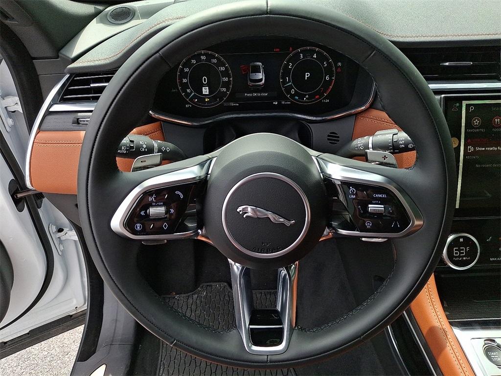 2025 Jaguar F-PACE P400 R-Dynamic S photo 19