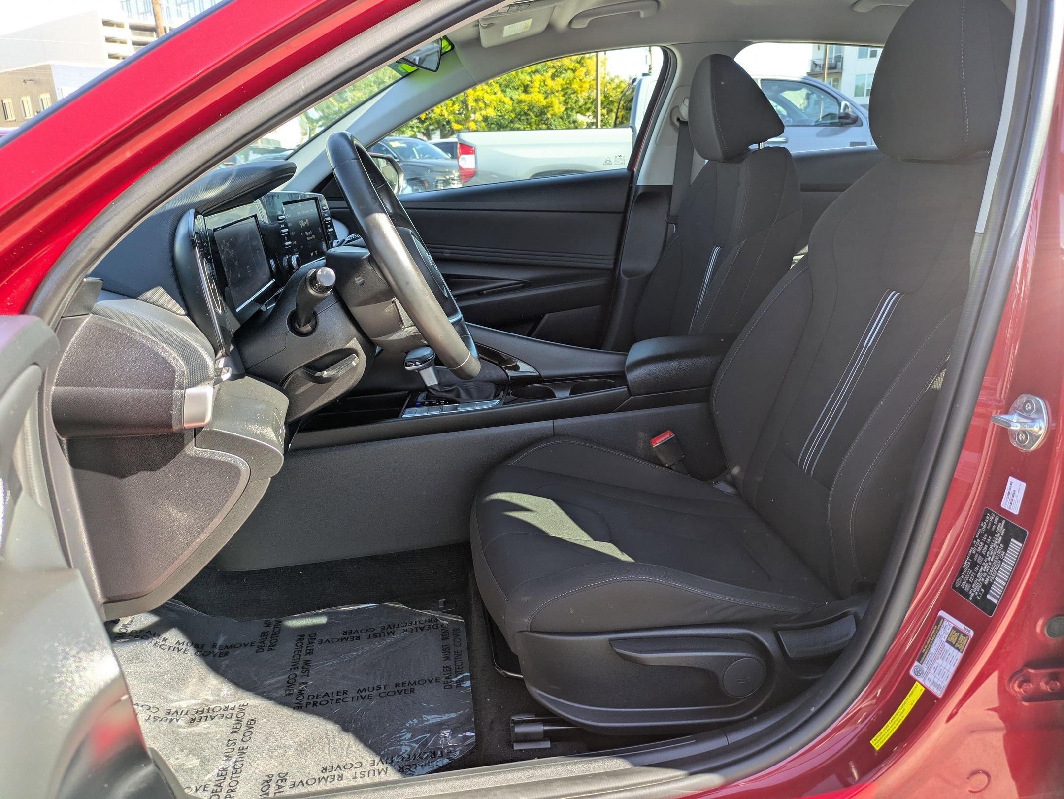 2022 Hyundai Elantra SEL Convenience photo 22