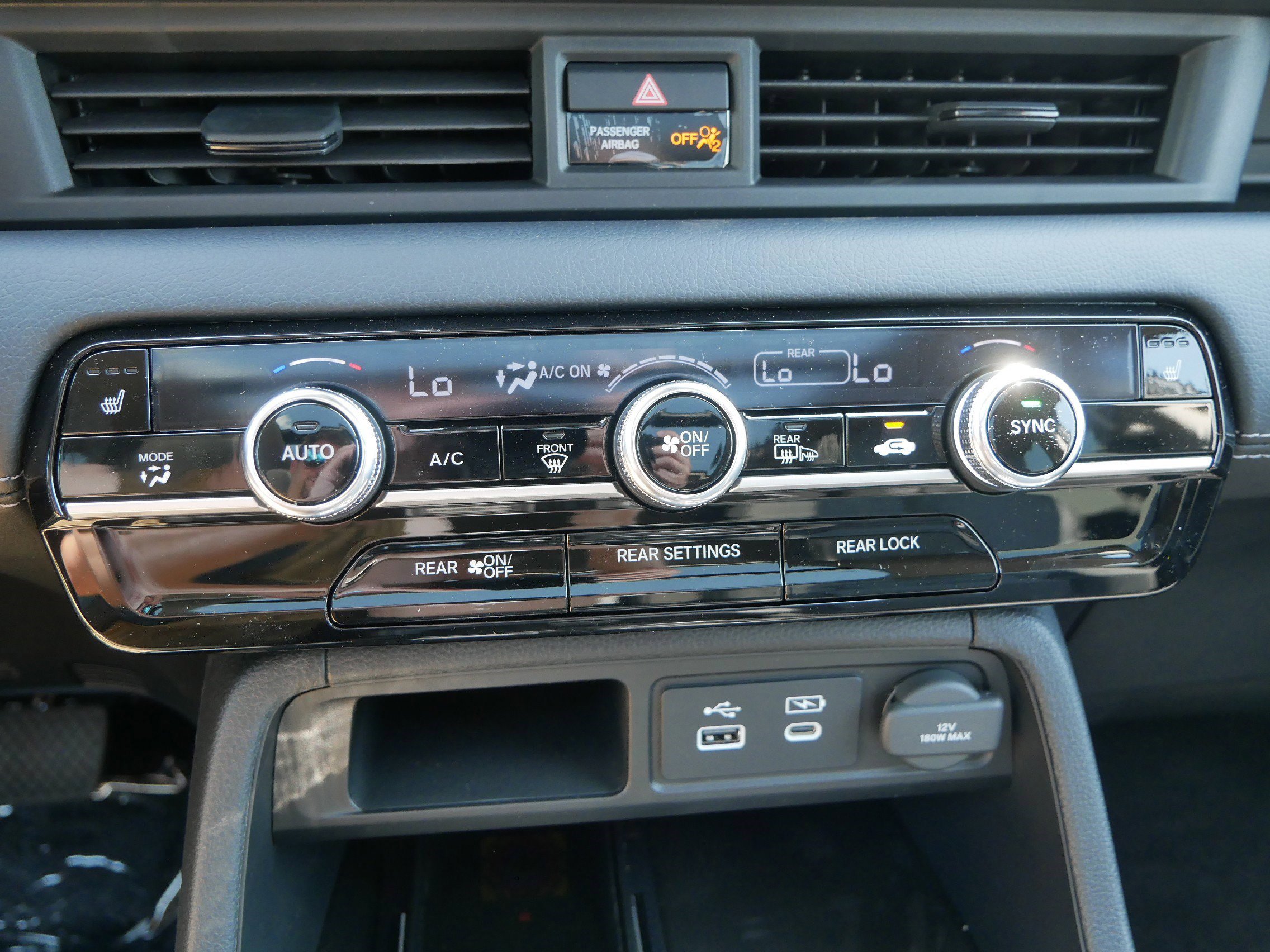 2025 Honda Pilot Touring photo 21