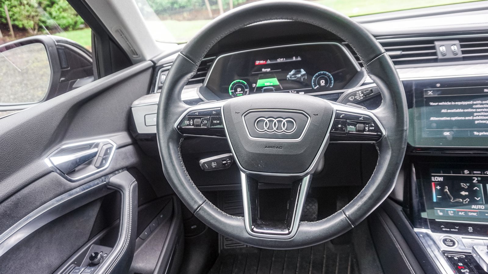 2022 Audi e-tron Sportback S line Prestige photo 17