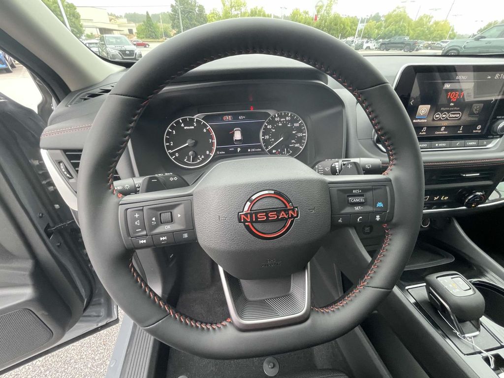 2026 Nissan Rogue SV photo 14