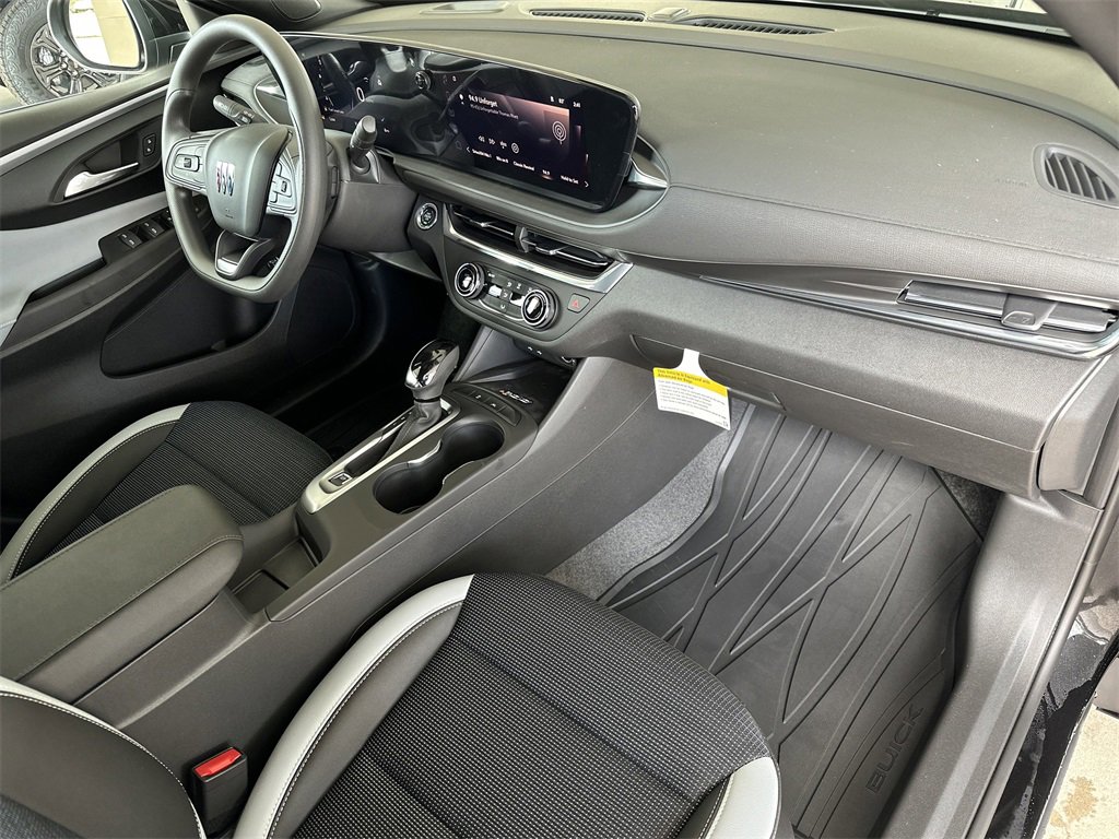 2025 Buick Envista Preferred photo 29