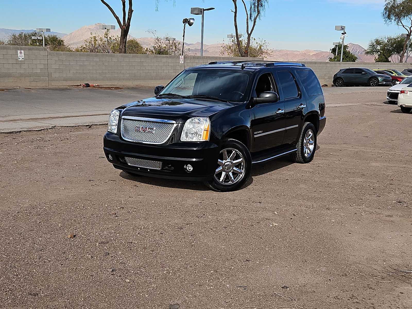 2013 GMC Yukon Denali's photo