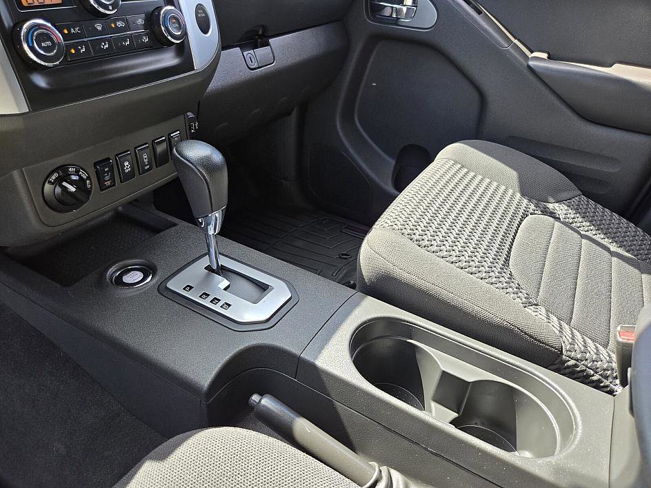 2021 Nissan Frontier SV photo 15