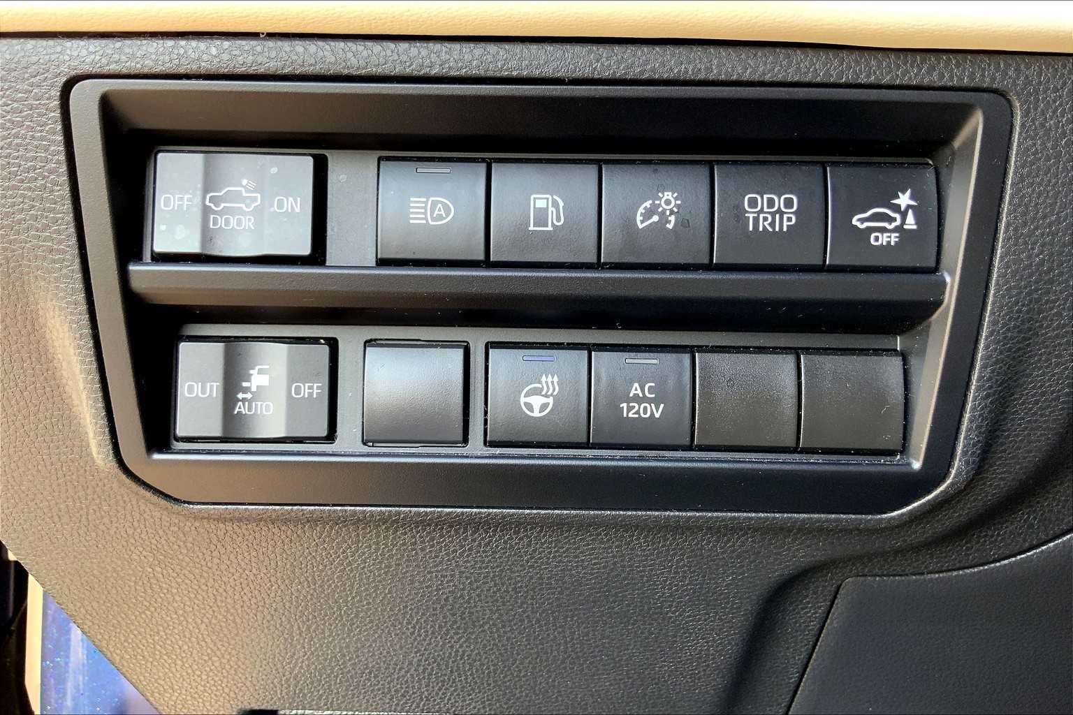 2022 Toyota Tundra CapStone photo 30