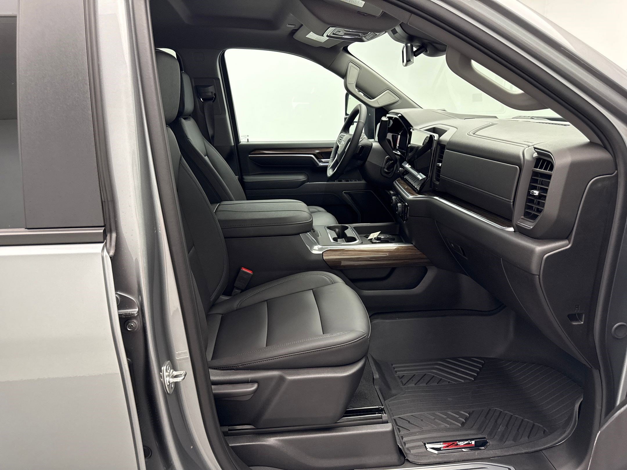 2026 Chevrolet Silverado 2500HD LT photo 24