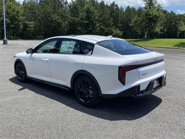 2025 Kia K4 GT-Line Turbo photo 5