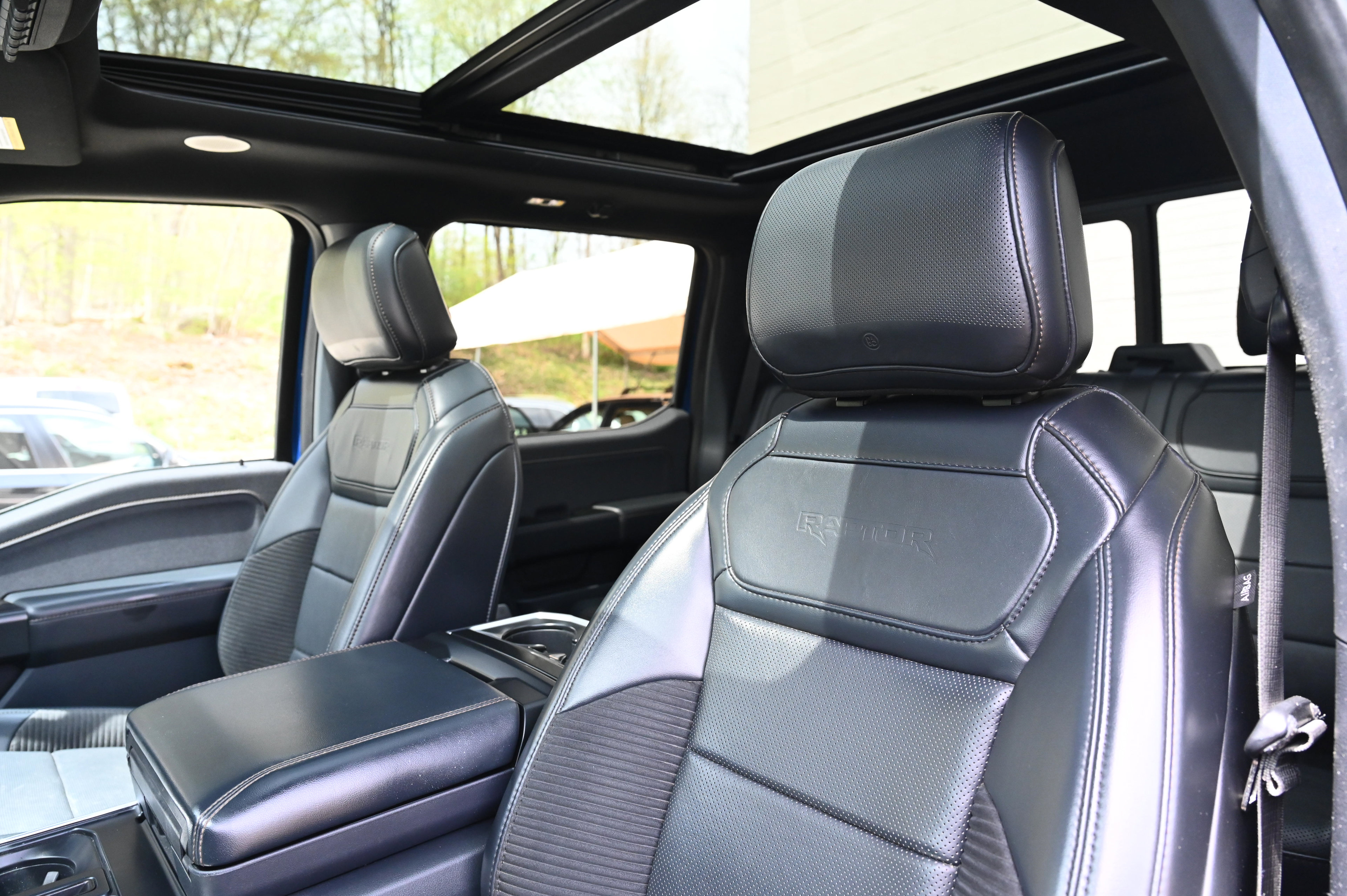 2022 Ford F-150 Raptor photo 30
