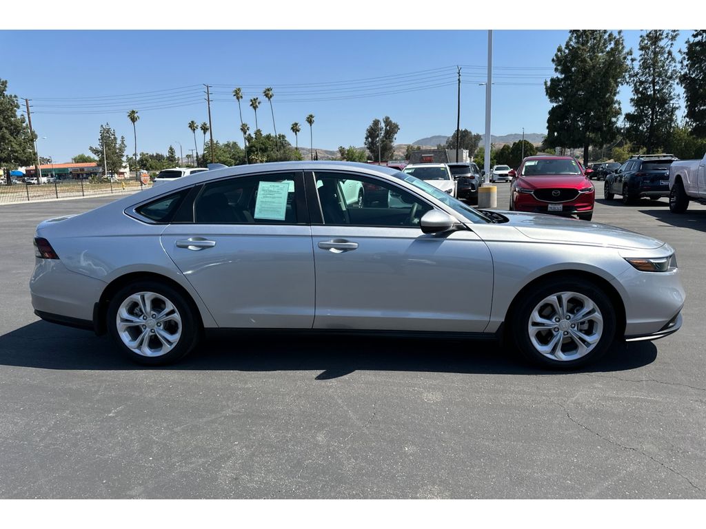 2024 Honda Accord 1.5T LX photo 6