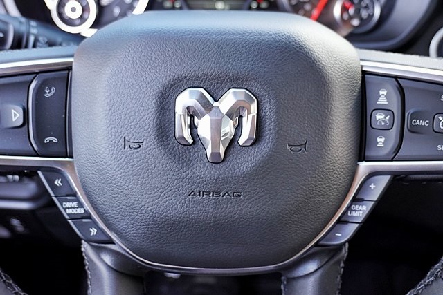 New 2026 Bright White Clear-Coat Exterior Paint RAM Big Horn/Lone Star image 42