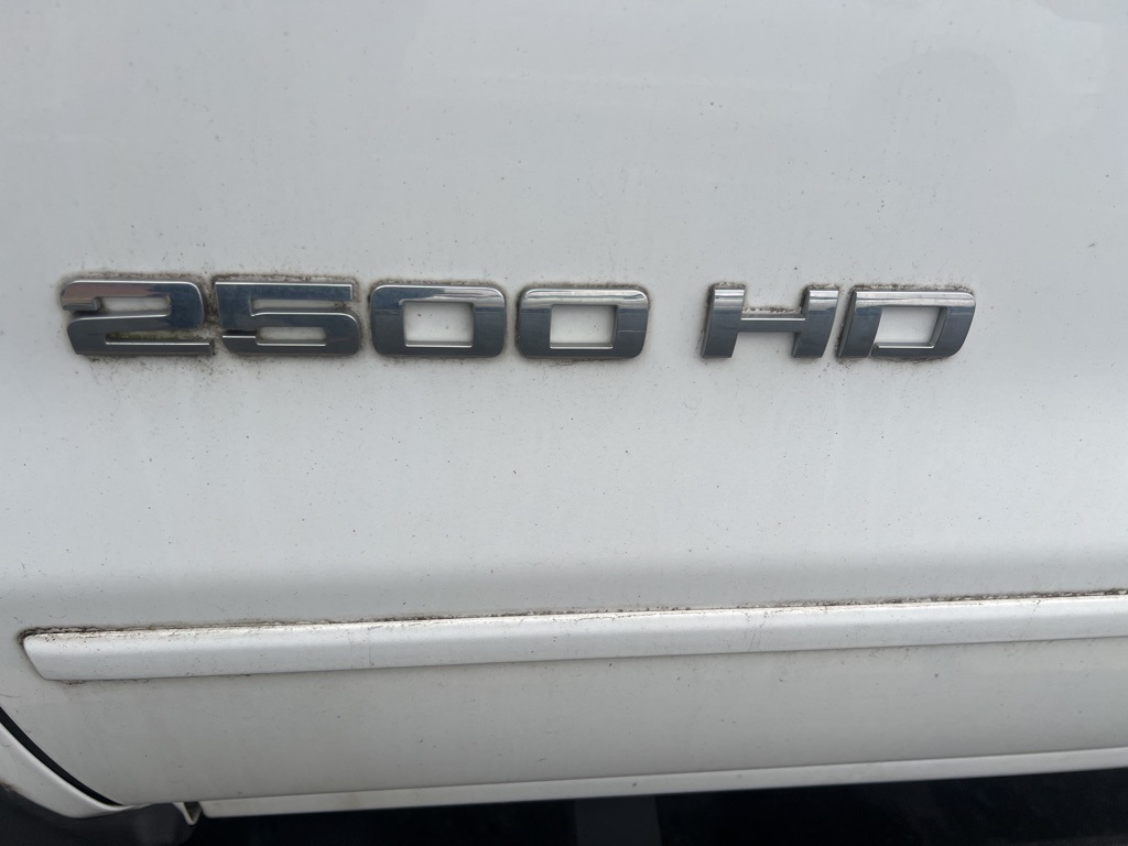 2019 CHEVROLET SILVERADO HD - Image 2