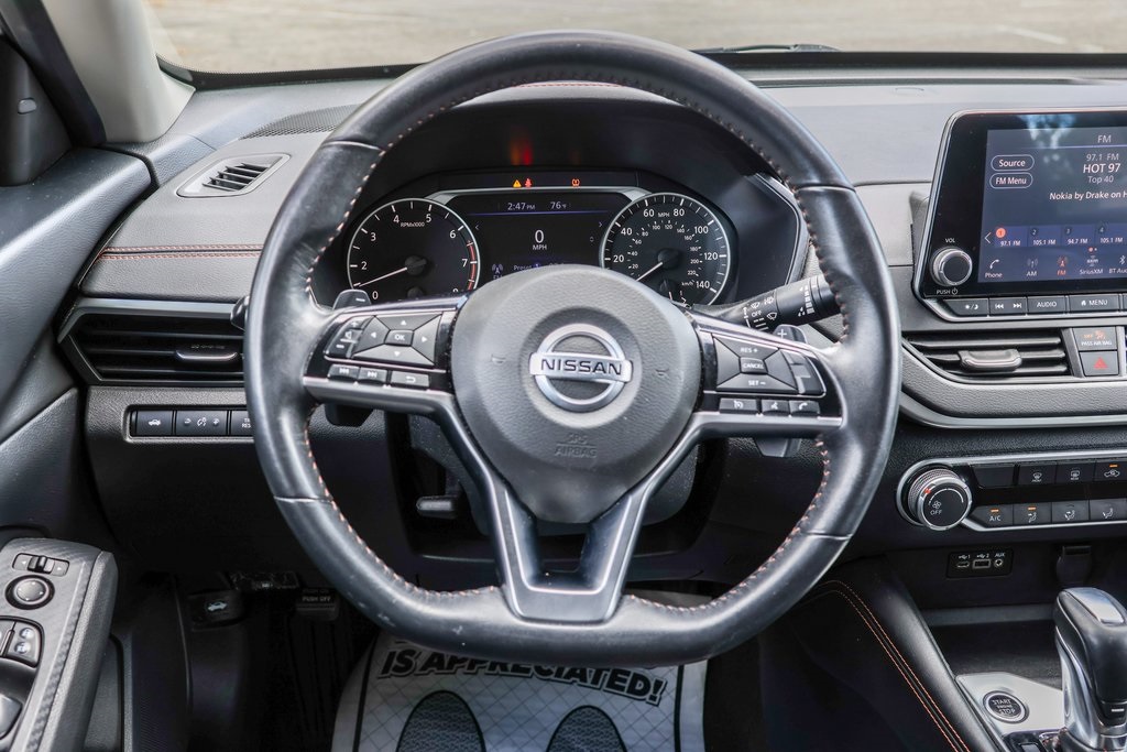 2020 Nissan Altima 2.5 SR photo 23