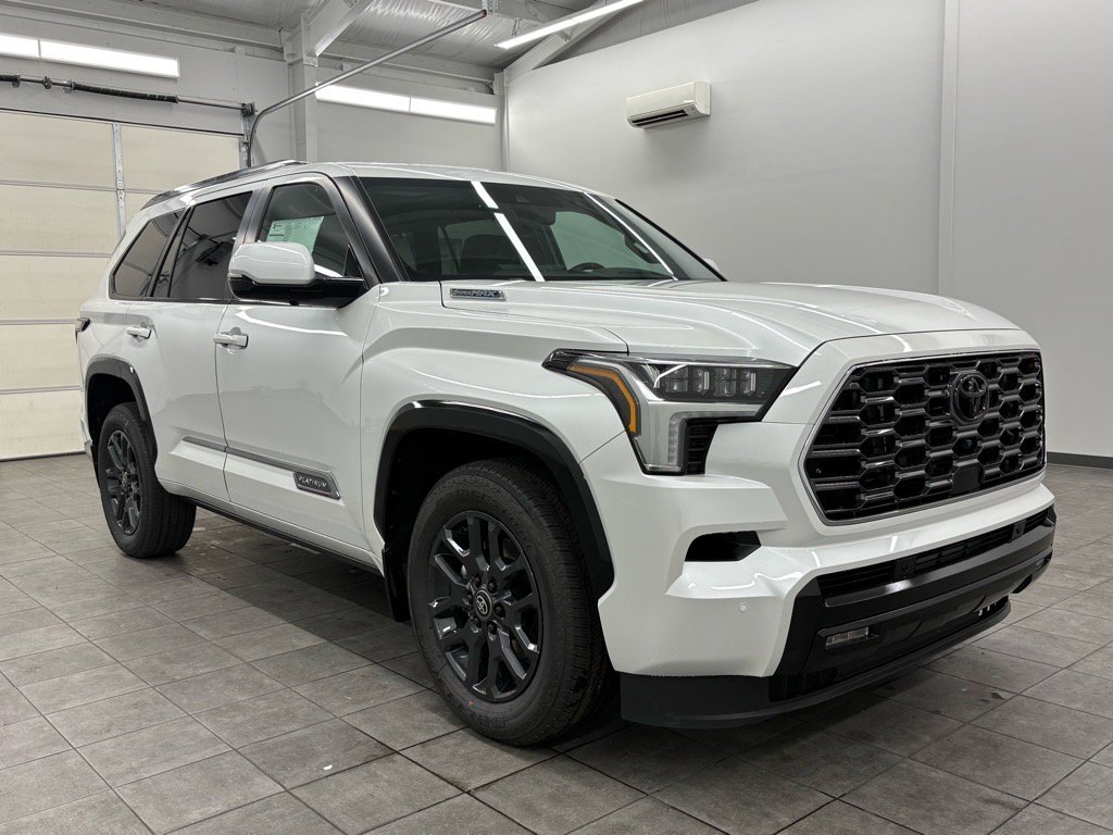 2025 Toyota Sequoia Platinum photo 2