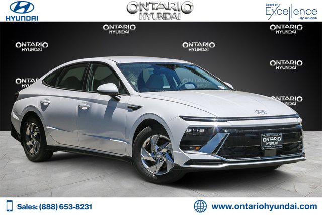 2025 Hyundai Sonata SE's photo