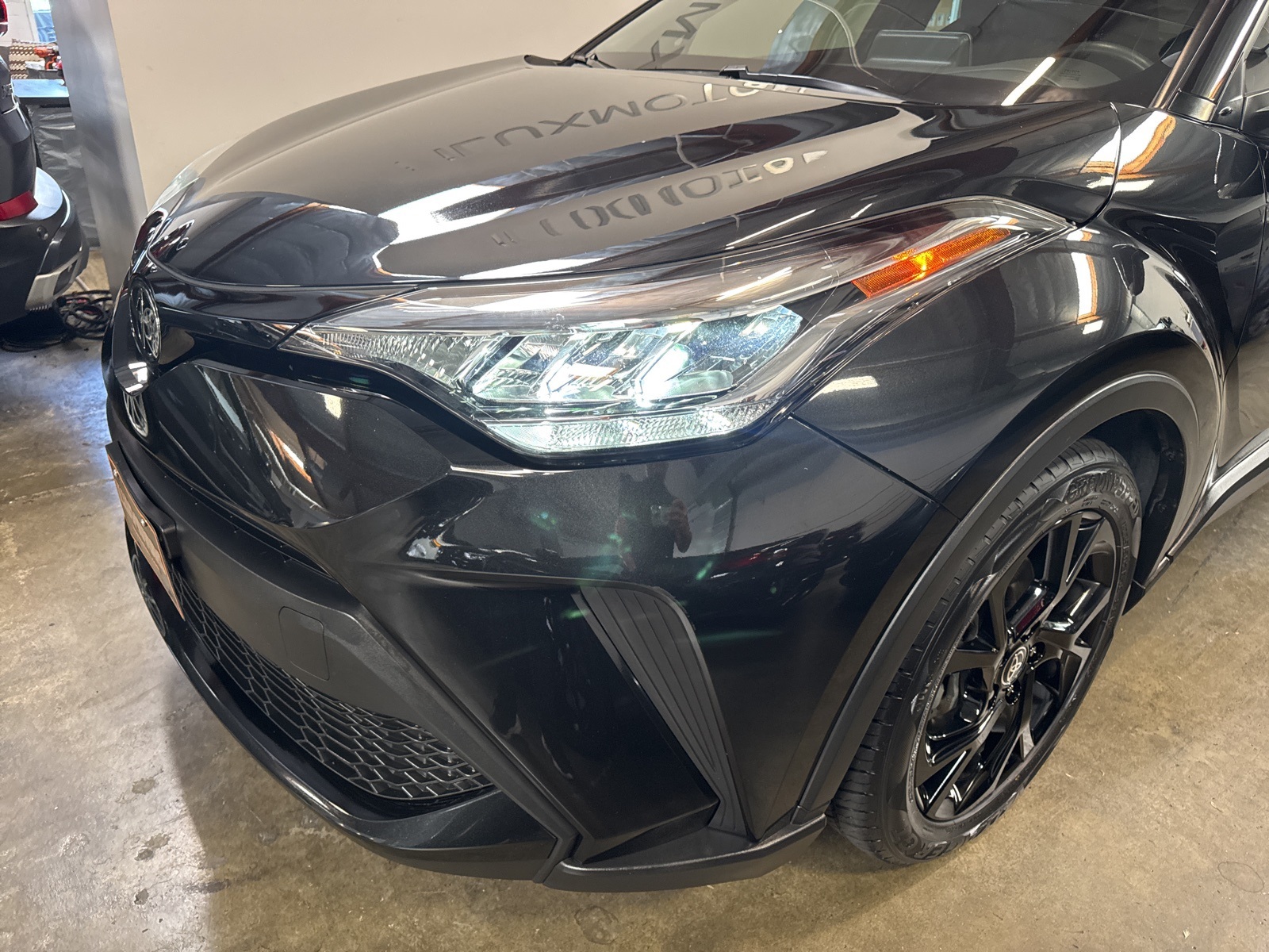 2022 Toyota C-HR Nightshade Edition photo 4