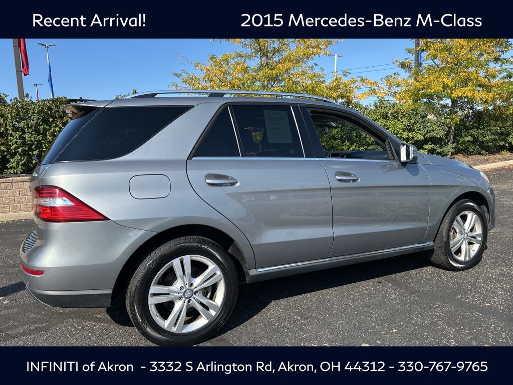 2015 Mercedes Benz ML 350 4MATIC photo 15