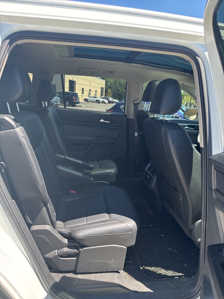 2021 Volkswagen Atlas SEL photo 24