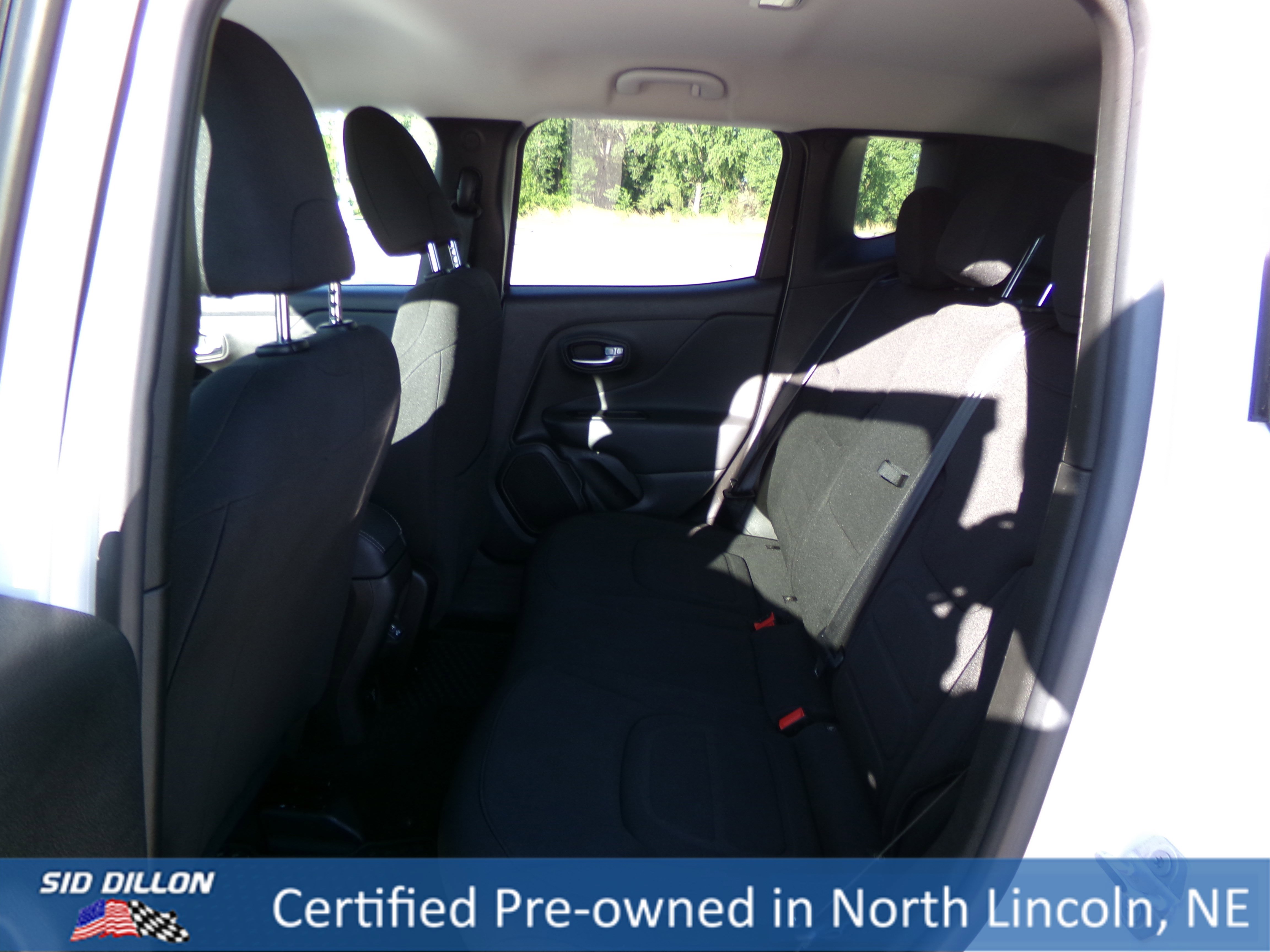 2022 Jeep Renegade Latitude photo 13