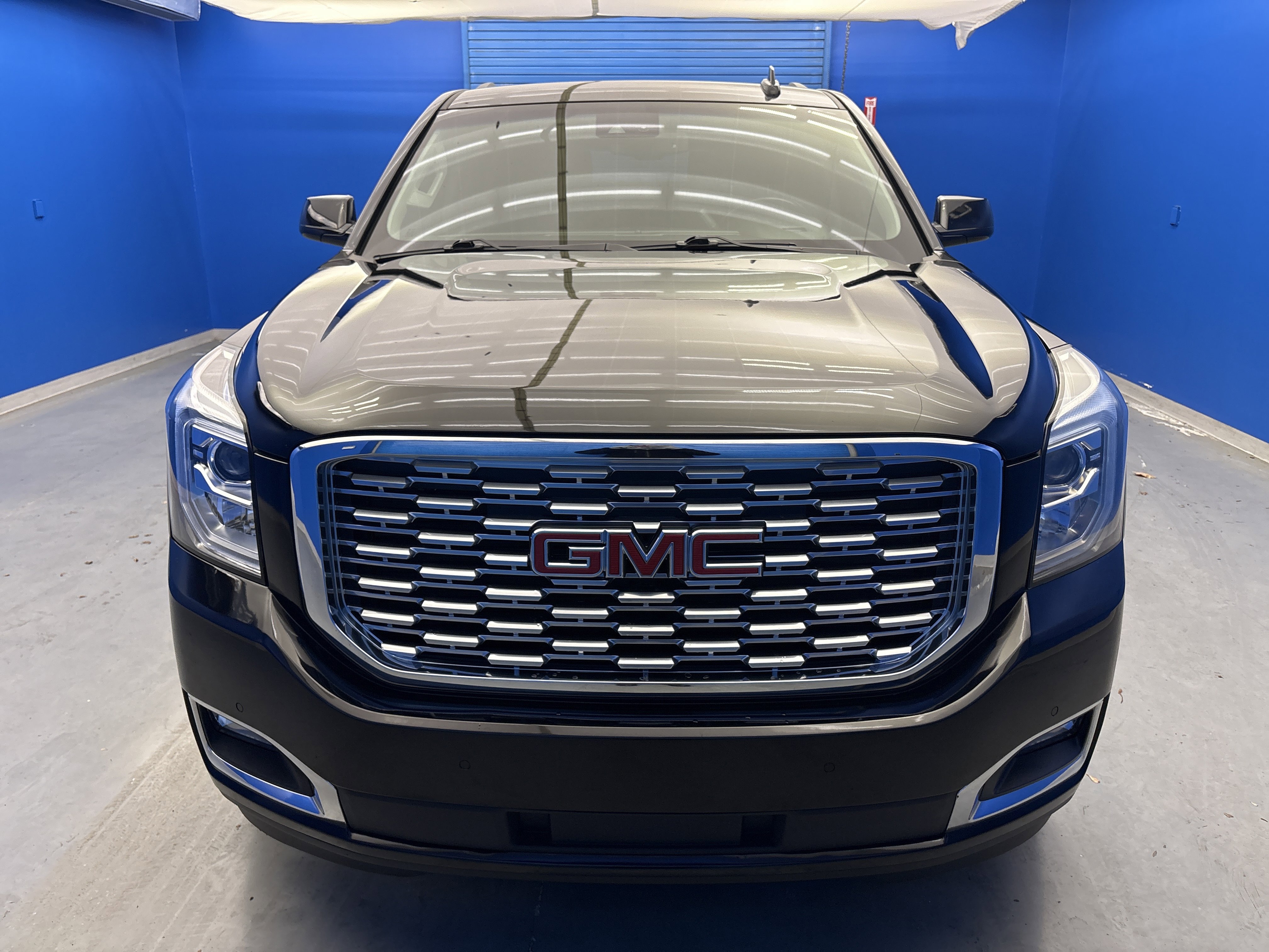 2018 Gmc Yukon XL SLT photo 2