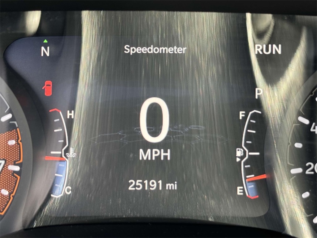2024 Jeep Compass Latitude Lux photo 19