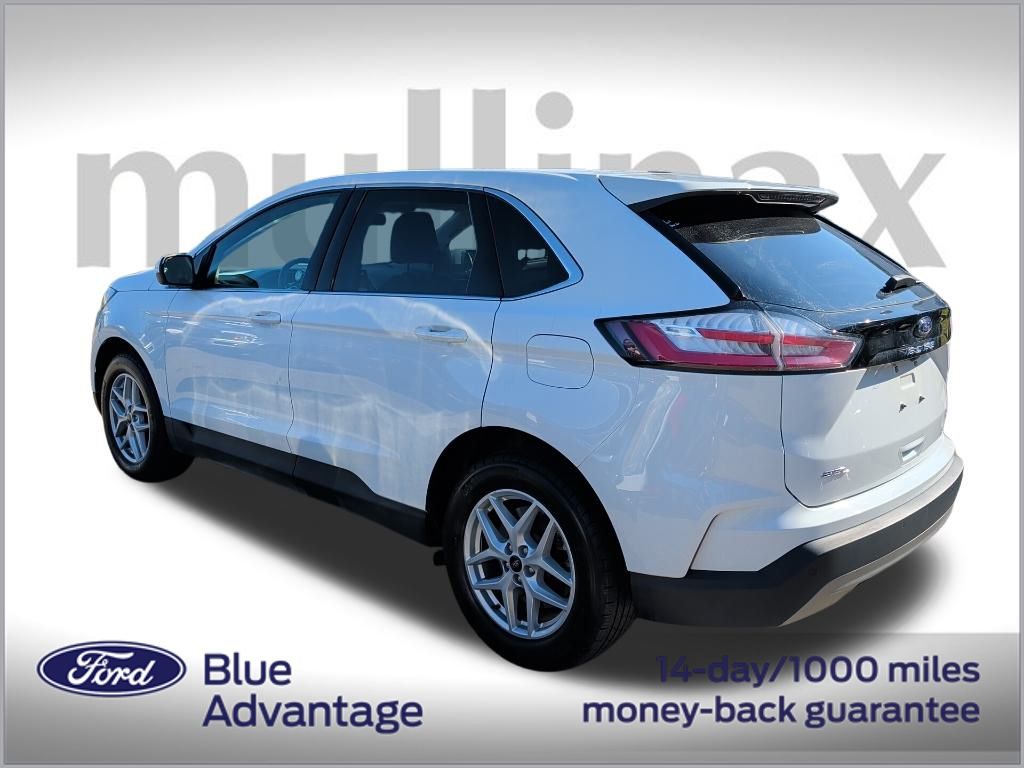 2024 Ford Edge SEL photo 3