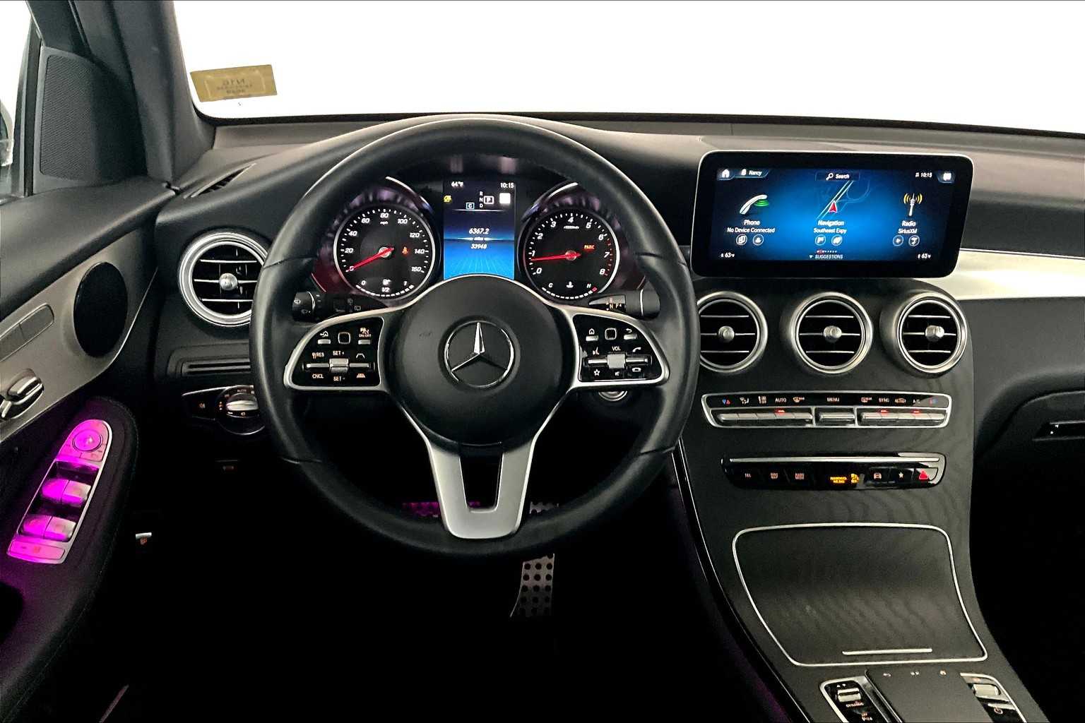 2021 Mercedes Benz GLC 300 4MATIC photo 2