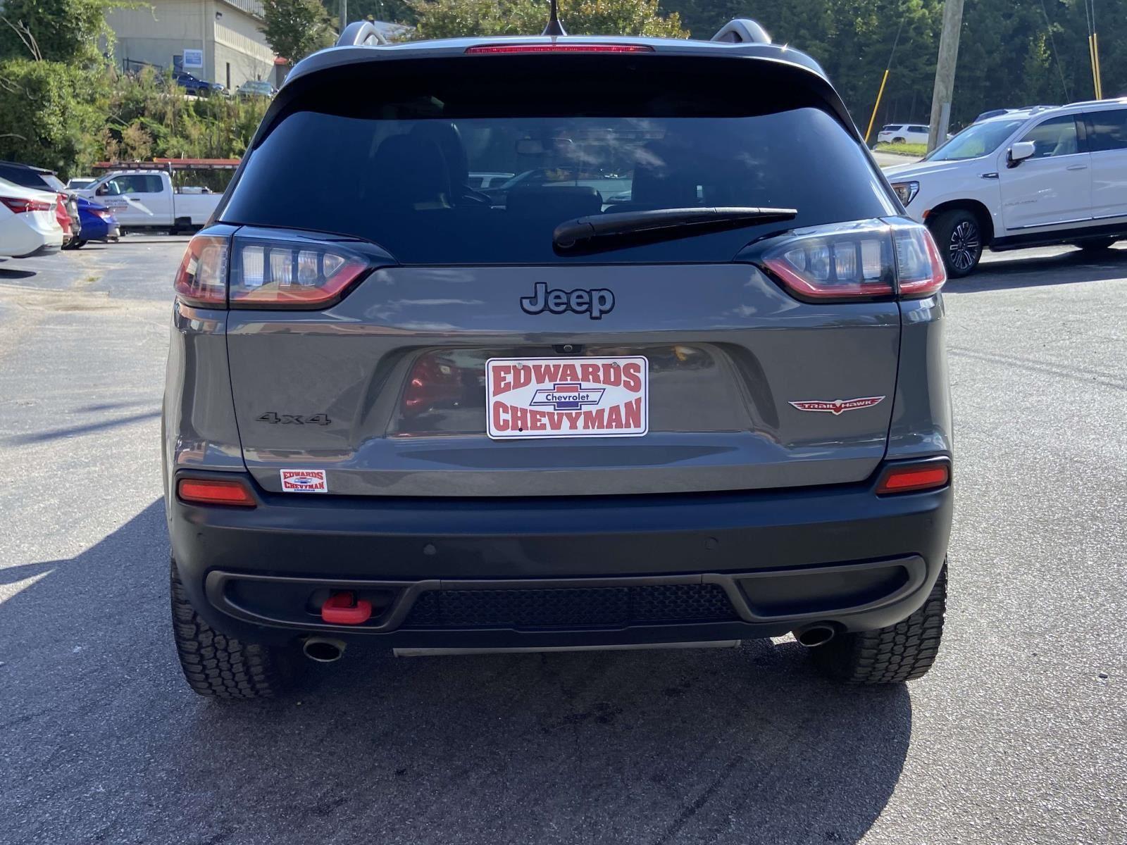 2019 Jeep Cherokee Trailhawk photo 24