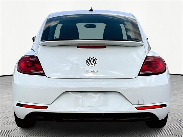 2019 Volkswagen Beetle S photo 5