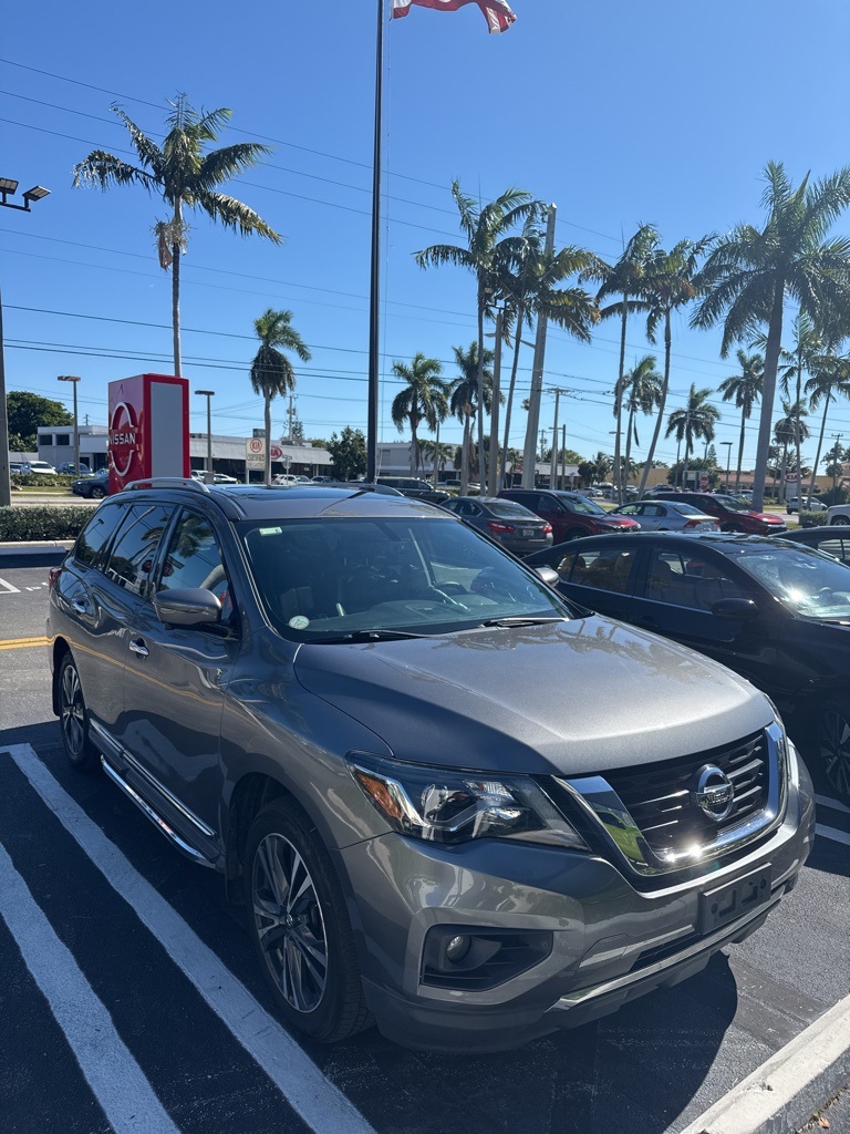 2019 Nissan Pathfinder Platinum