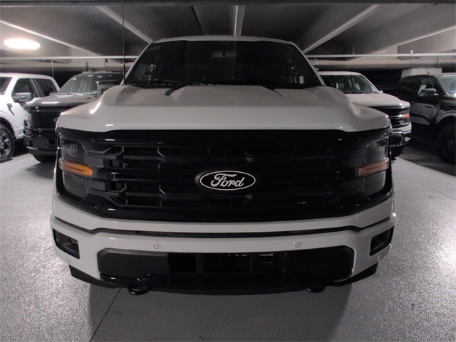 2025 Ford F-150 XLT photo 3