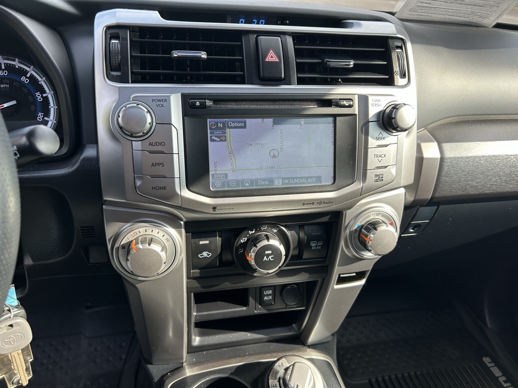 2019 Toyota 4Runner SR5 Premium photo 16