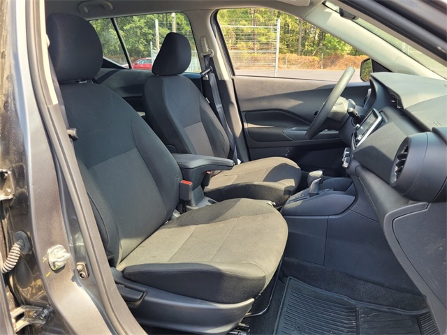 2024 Nissan Kicks S photo 14