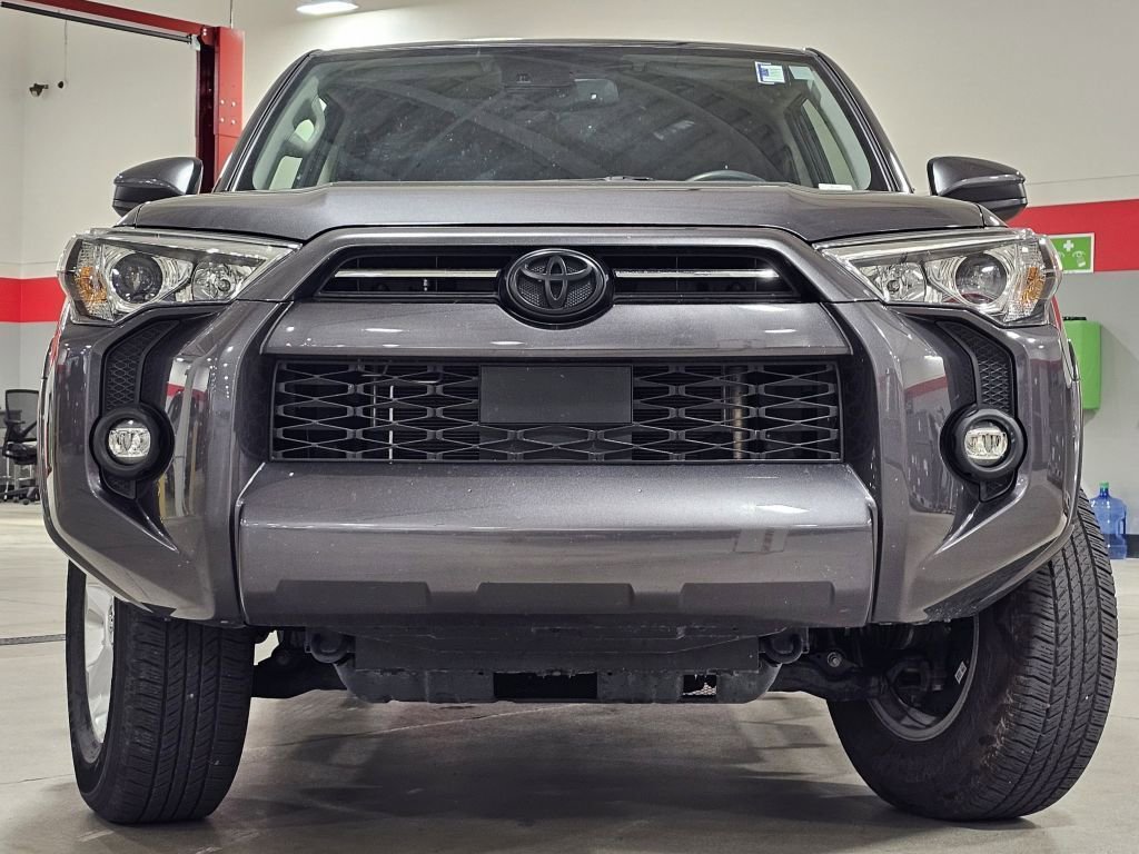 2023 Toyota 4Runner SR5 photo 3