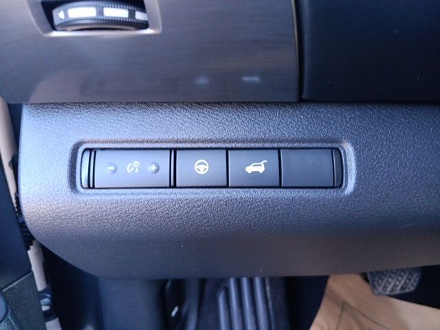 2023 Nissan Pathfinder SL photo 20