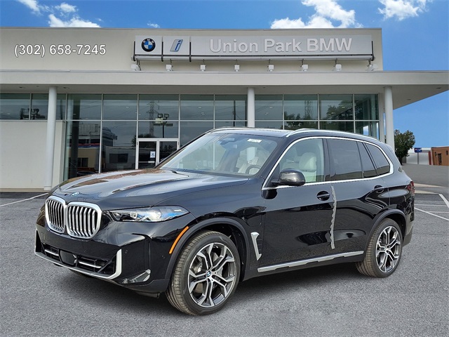 2026 BMW X5 50e's photo