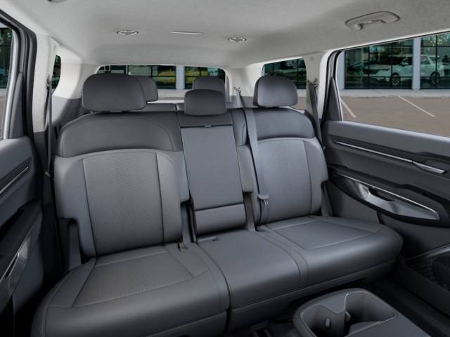 New 2026 Glacial White Pearl Kia Light Short Range image 16