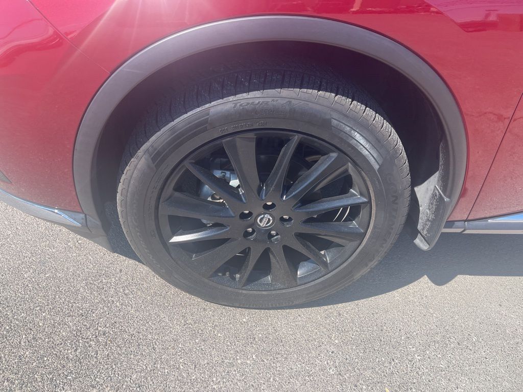 2022 Nissan Murano Platinum photo 2