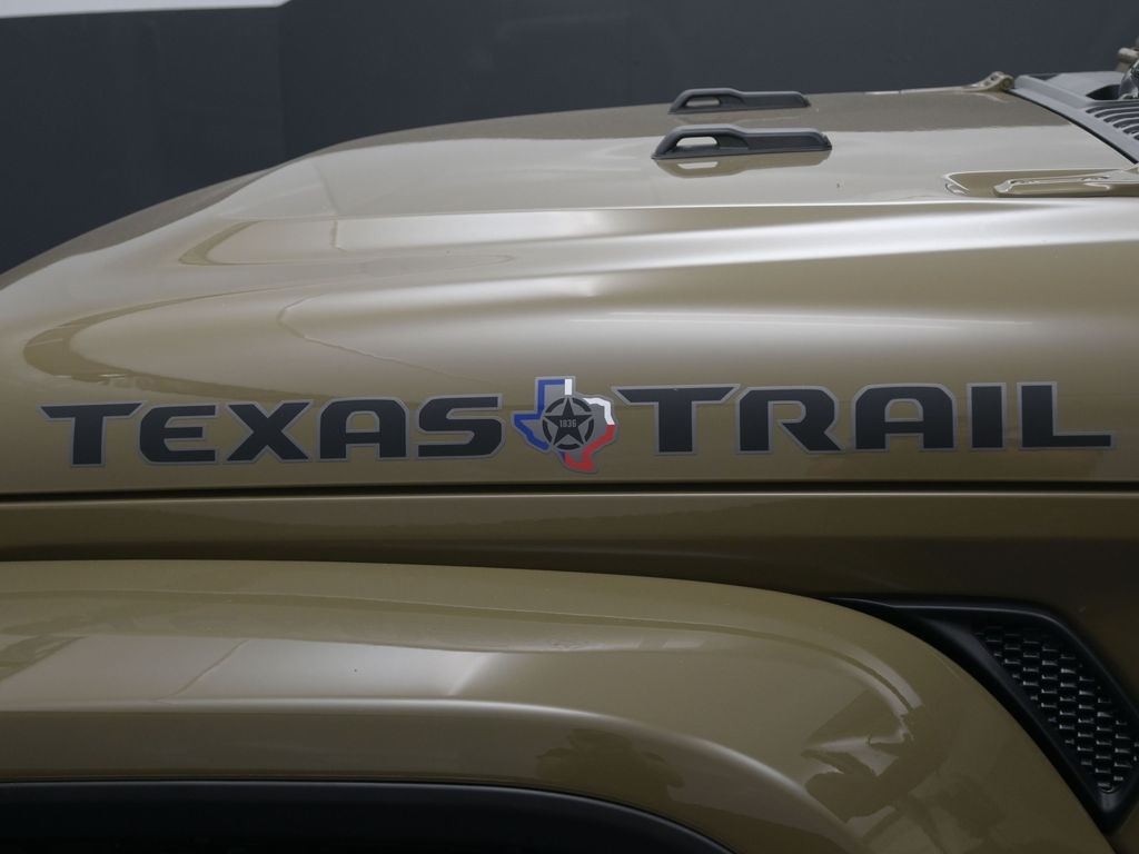 2025 Jeep Gladiator Texas Trail photo 12