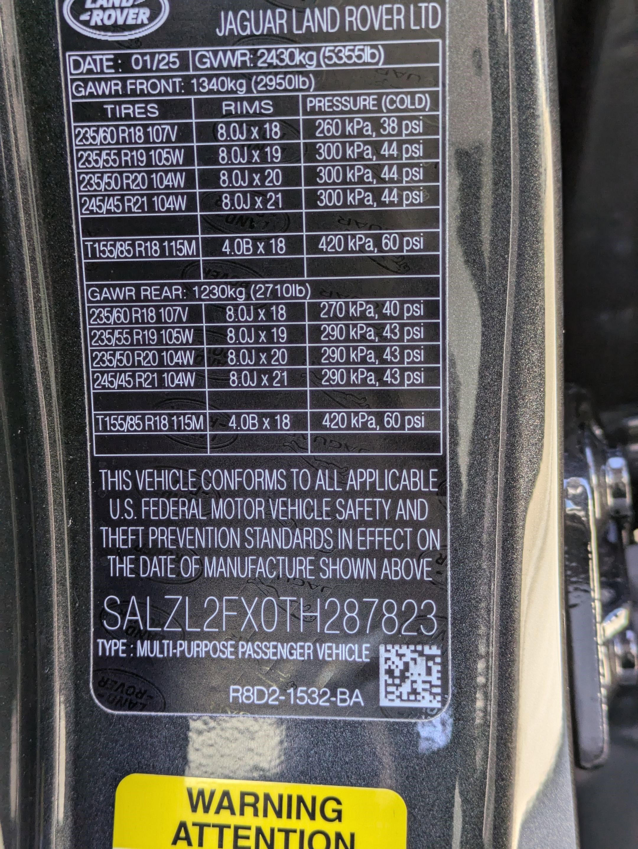 2026 Land Rover Range Rover Evoque Dynamic SE photo 15