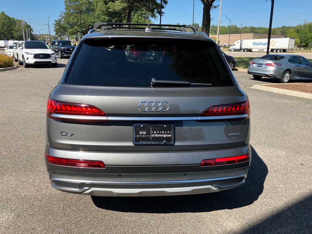 2021 Audi Q7 45 Premium photo 10