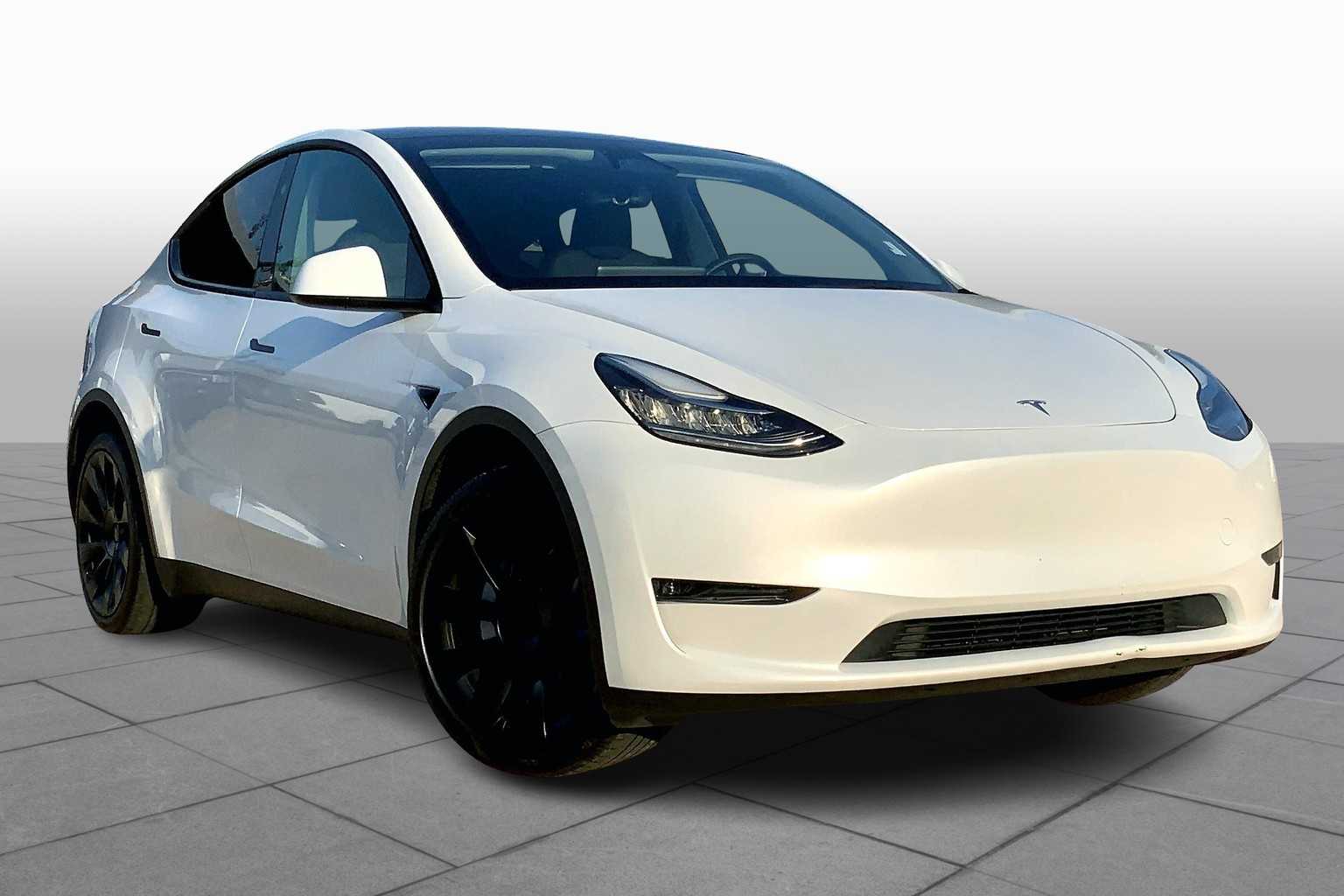 Used 2023 Tesla Model Y Long Range with VIN 7SAYGDEE7PA140844 for sale in Northfield, Minnesota