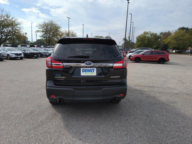 2022 Subaru Ascent Premium photo 2
