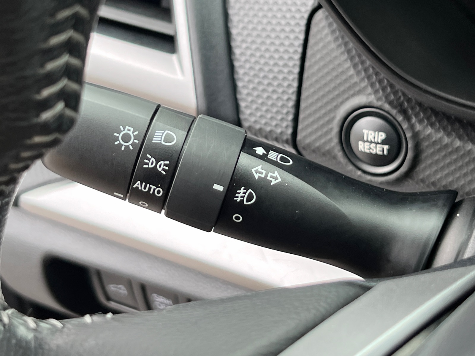 2023 Subaru Forester Premium photo 36