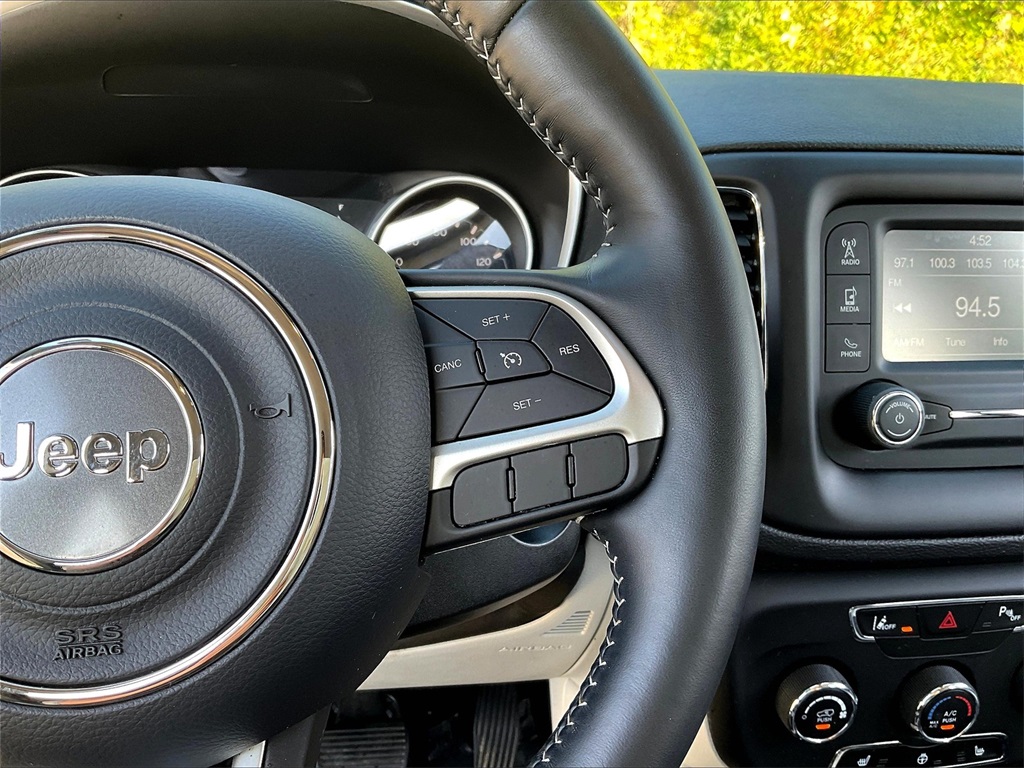 2018 Jeep Compass Latitude photo 23
