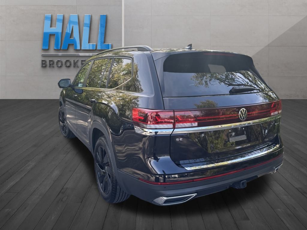 2024 Volkswagen Atlas SE Technology photo 3