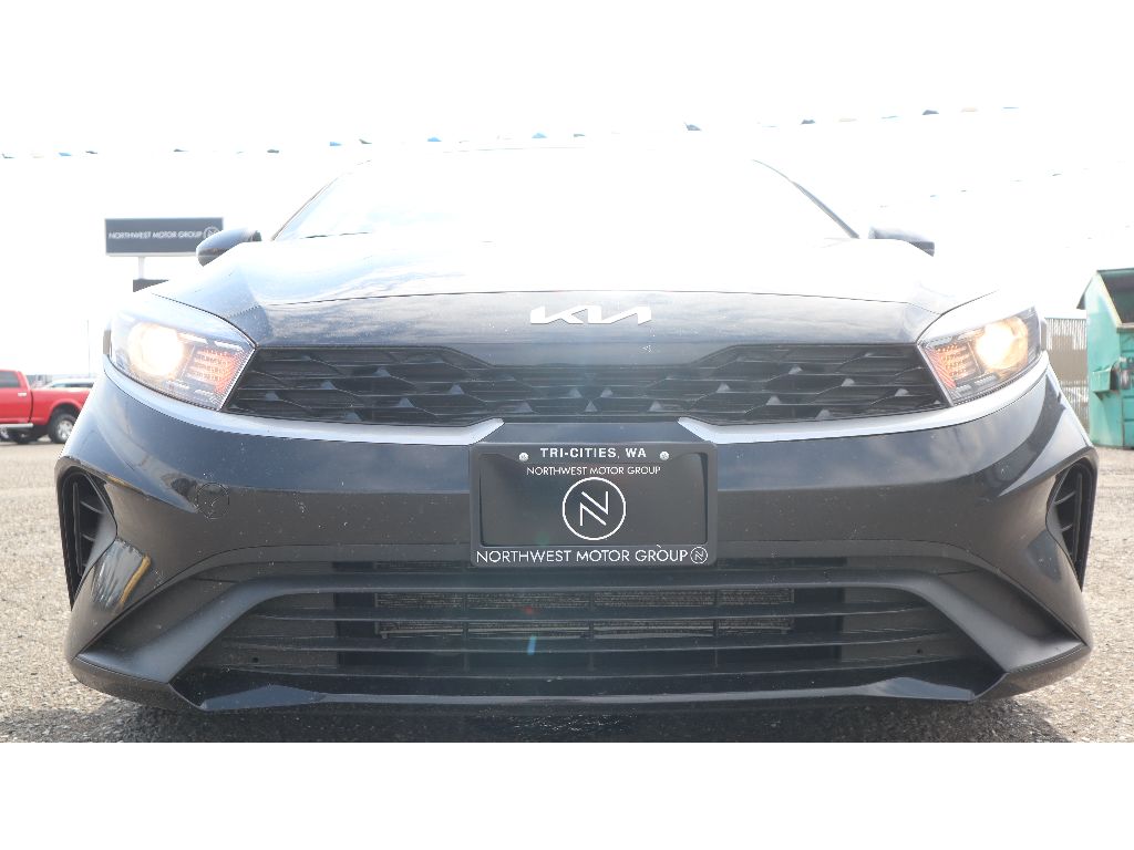 2023 Kia Forte LXS photo 26