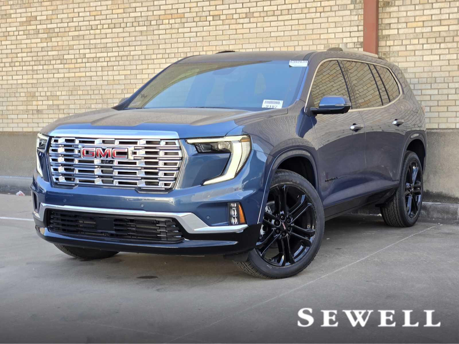 2026 GMC Acadia Denali's photo