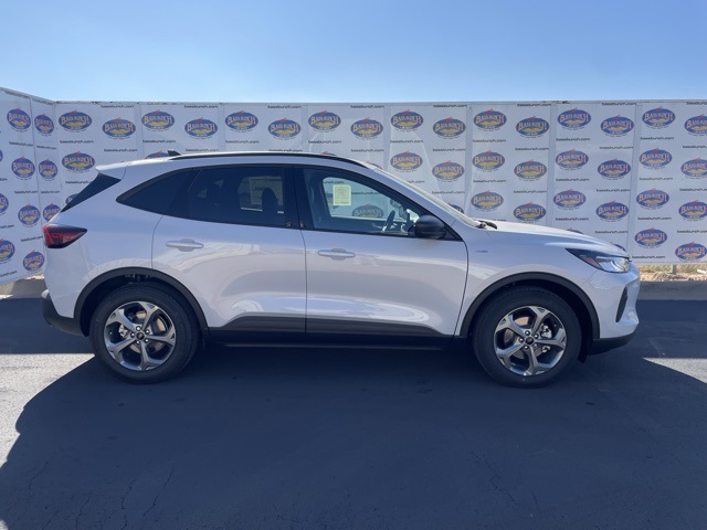 2026 Ford Escape ST-Line's photo